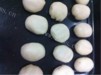 色泽不错的黑芝麻酥饼做法图解3)