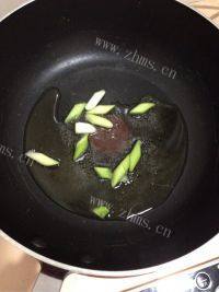 营养丰富的紫菜蛋花汤做法图解2)