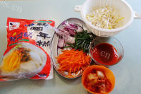 韩国泡菜洋葱红萝卜的做法图解一