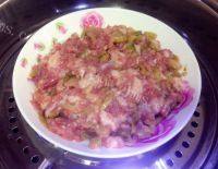 口感不错的榨菜蒸肉饼做法图解6)