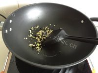 美味花生茄丁卤肉酱做法图解4)