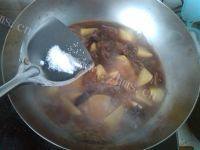 家常菜土豆炖鸡架