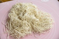 简单的蒸面条做法图解3)
