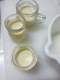 自制焦糖炼乳布丁做法图解8)