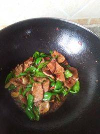 家常菜青椒炒腊肉