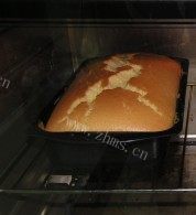 自制焦糖菠萝蛋糕做法图解12)