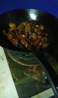 家常菜梅菜烧肉做法图解3)