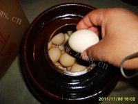 自制咸鸡蛋做法图解5)