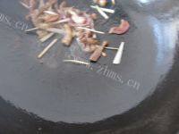 「DIY美食」芹菜炒肉做法图解11)