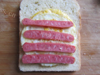 好吃煎蛋香肠三明治的做法图解九