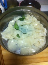诱人的油泼面做法图解5)