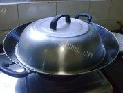 家常菜五花肉炒上海青做法图解6)