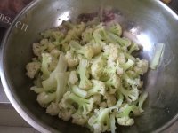 美味的炒菜花做法图解2)