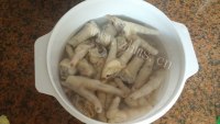 简易滋味凤爪做法图解5)