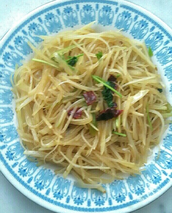 香气浓郁的炒土豆丝