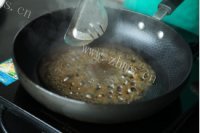 质嫩爽口的菲力牛排做法图解4)