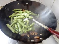 色香味俱全的四季豆烧肉做法图解9)