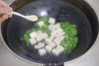 美味的小白菜炖豆腐做法图解7)