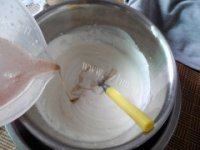 色味俱佳的巧克力冰淇淋做法图解5)