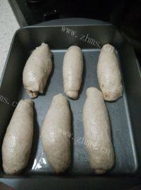 很有食欲的全麦肉松面包做法图解6)