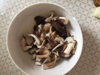 香菇猪肉馄饨做法图解4)