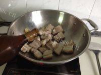 色味俱全的五花肉卤蛋做法图解2)