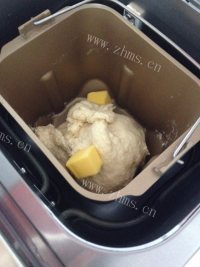 独特的绣球面包做法图解10)