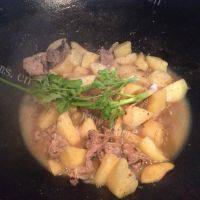 简单版土豆炖排骨
