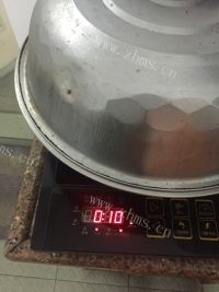 家常菜双椒炒肉做法图解4)