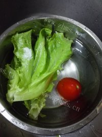 美味的热狗做法图解12)