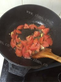 西红柿鸡蛋面做法图解5)