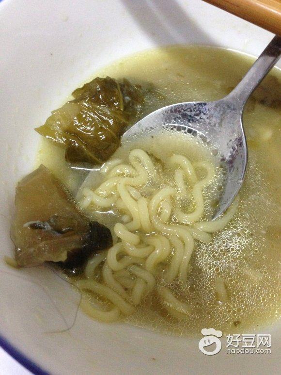 酸菜鲶鱼