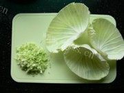 色泽不错的肝泥蔬叶包做法图解1)