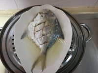 诱人的清蒸鱼做法图解5)