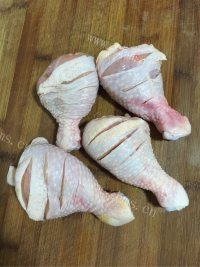 奥尔良烤鸡腿做法图解1)