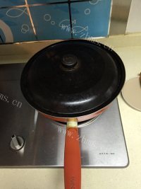 简单的糖炒栗子做法图解2)