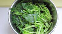 家常菜凉拌菠菜粉丝做法图解3)