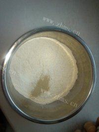 自制炸果子做法图解2)
