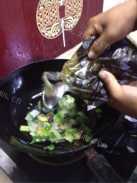 家常菜酸菜鱼做法图解3)