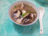 家庭版香菇豆腐汤