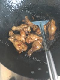 美味的红烧鸡翅根做法图解7)