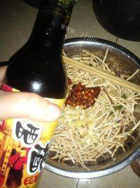 开胃的凉拌鱼腥草做法图解8)