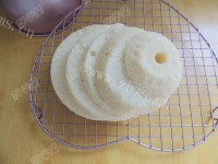 美味的芭比娃娃蛋糕做法图解21)