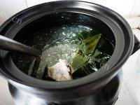 「念念不忘」冬瓜海带排骨汤做法图解6)