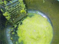 美味的玉米鸡蛋汤做法图解2)