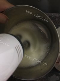 唇齿留香的戚风蛋糕做法图解6)