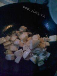 秀色可餐的西红柿炒茄子做法图解7)