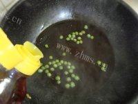 常吃不腻的胡萝卜炒鸡蛋做法图解12)