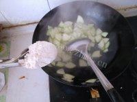家常菜西葫芦汤做法图解6)