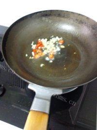 健康美食之酸辣藕带做法图解5)